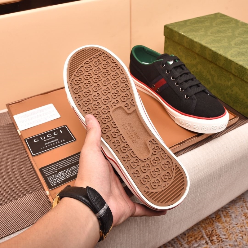 Gucci Sneakers